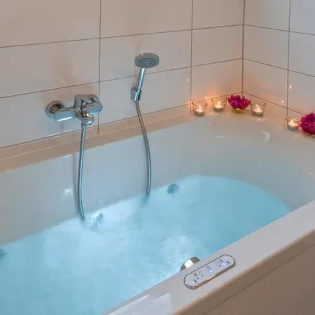 Ferienhaus Wellnessoase Dieboldsberg 2 - #80145 度假居 阿皮斯班奇